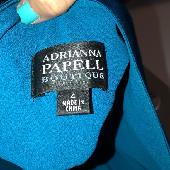 Floor length formal dress - Picture 2 of 7